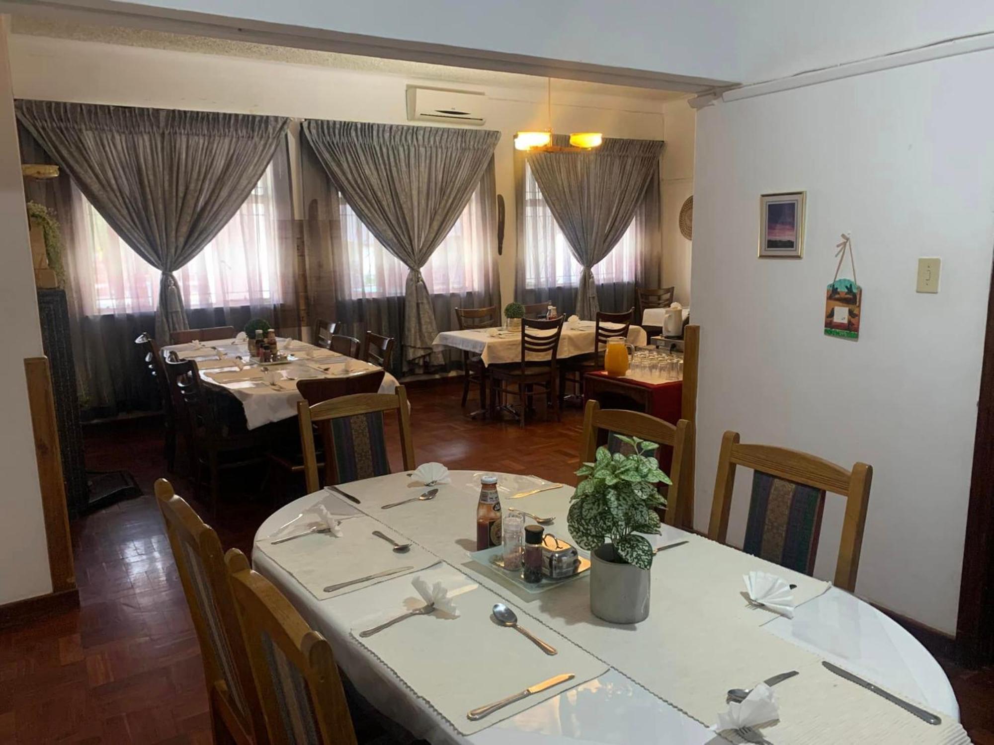 Victoria Oaks Guesthouse Victoria West Εξωτερικό φωτογραφία